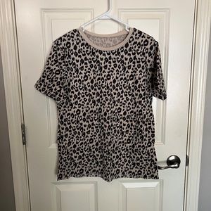 Leopard print tee